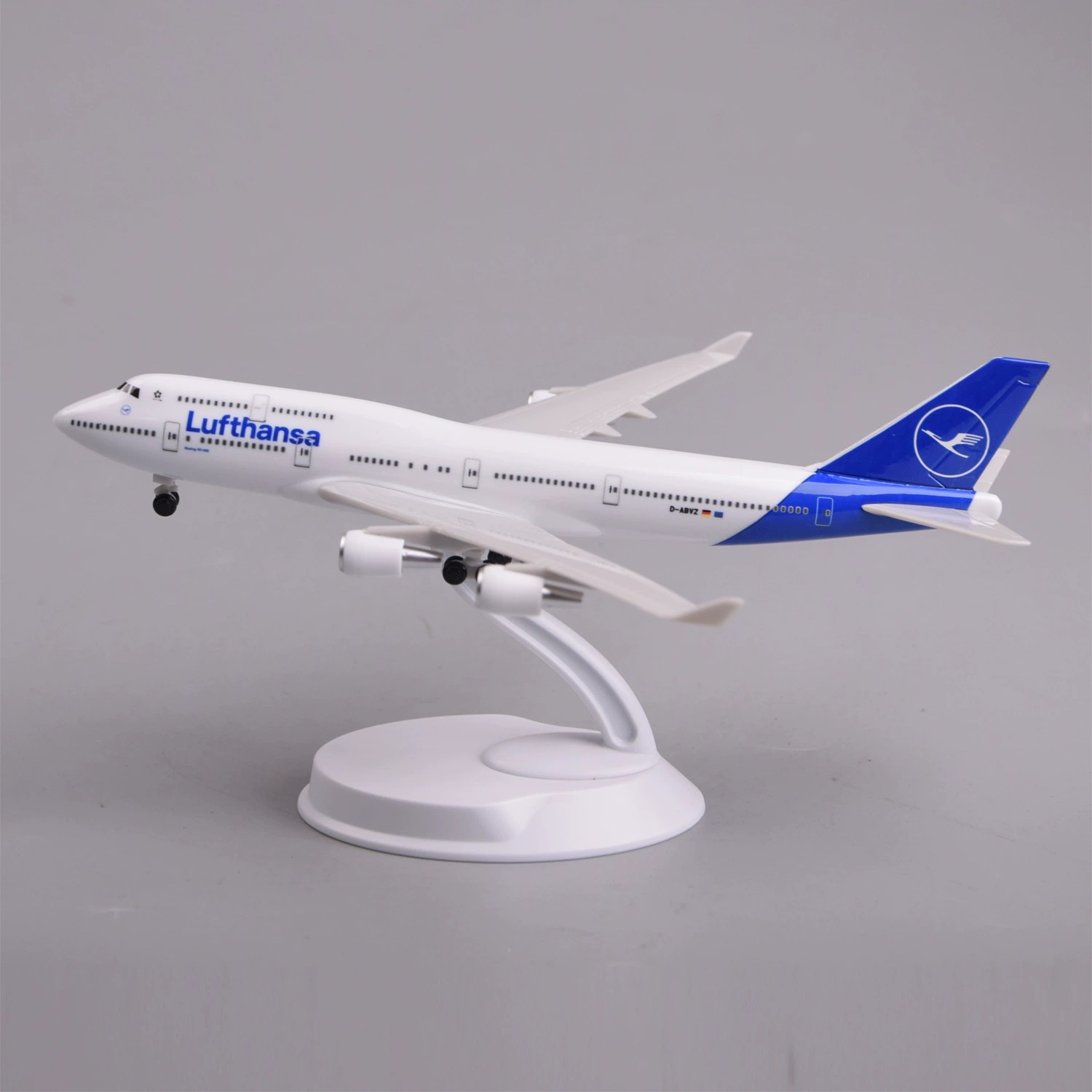Model Airplane Plastic - Modelo de Avião em Escala 20cm