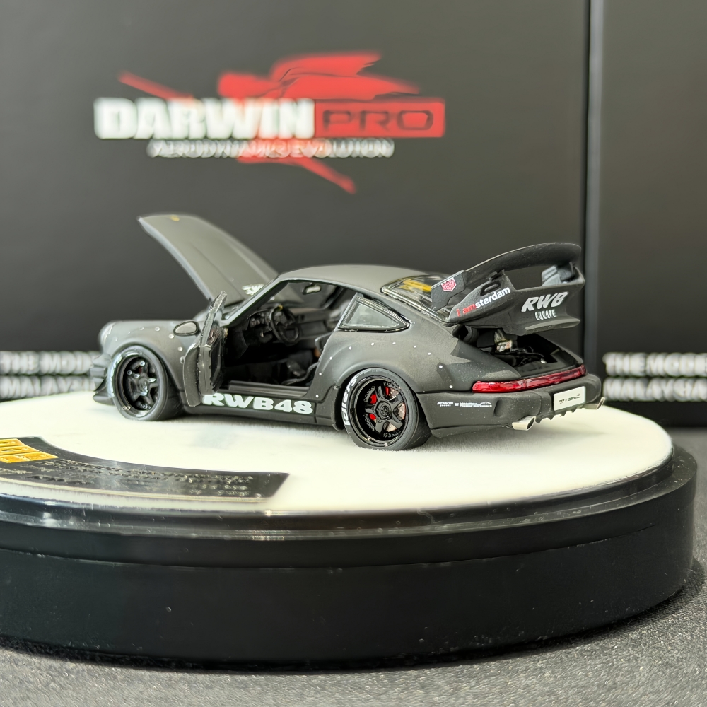 PGM 1:64 RWB964 Carro Modelo D - Die Cast Car 1 64 avaliação e preço